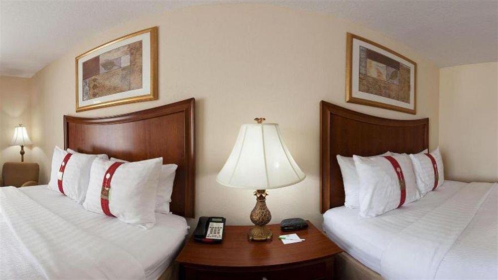 Holiday Inn Brunswick I-95 Kültér fotó